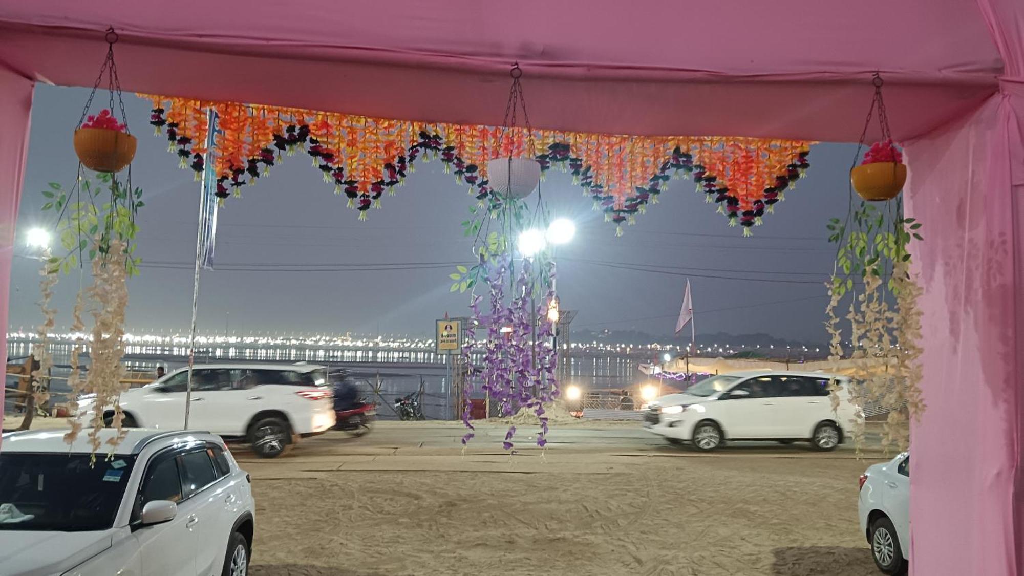 Mahakumbh Luxury Cottage อัลลอฮาบาด ภายนอก รูปภาพ